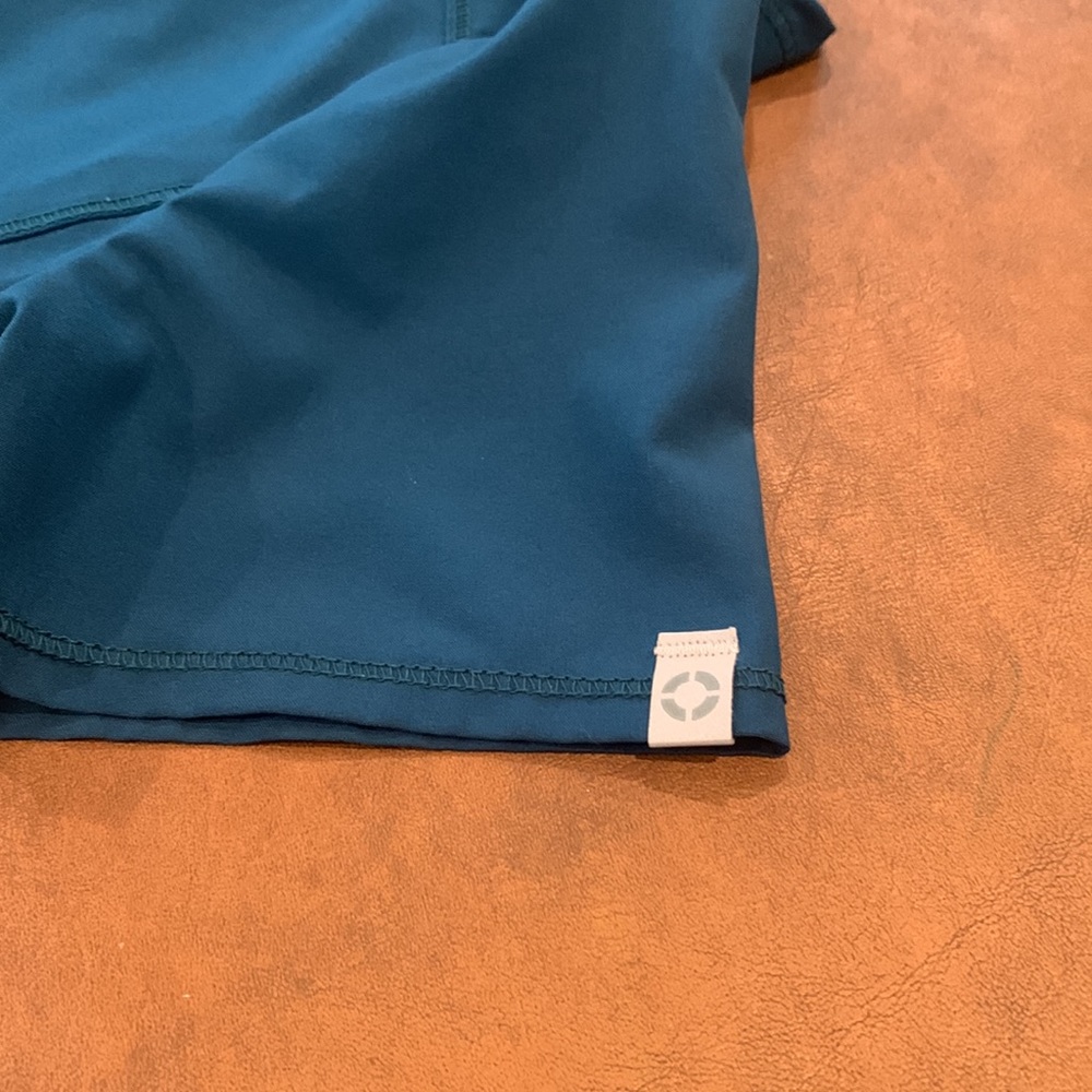 Scrub top - Picture 3 of 3